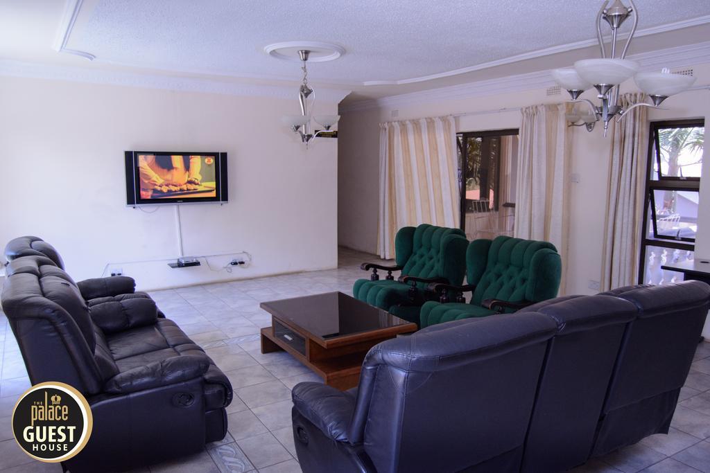 The Palace Guest House Harare Exterior foto